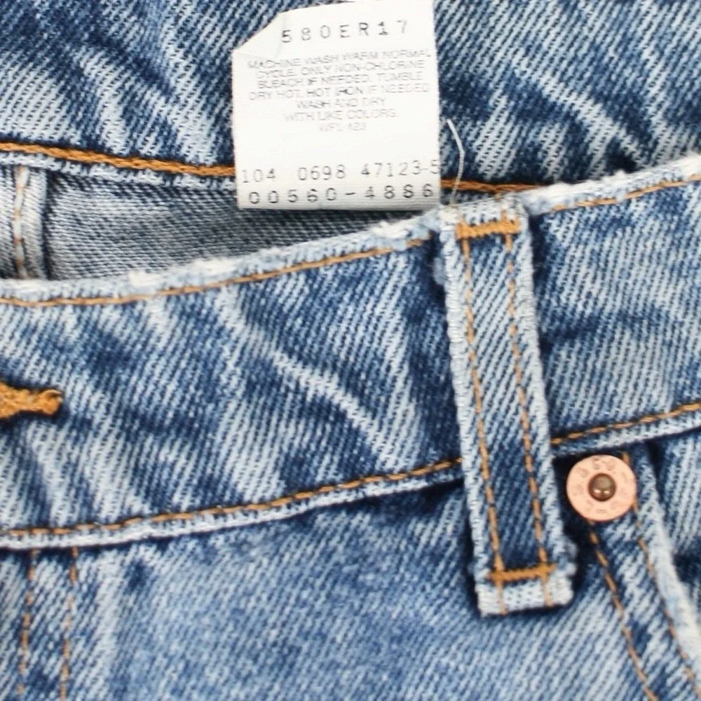 Vintage Levi's 560 Loose Fit Tapered Leg Jeans Light Wash Denim Mens 34x34